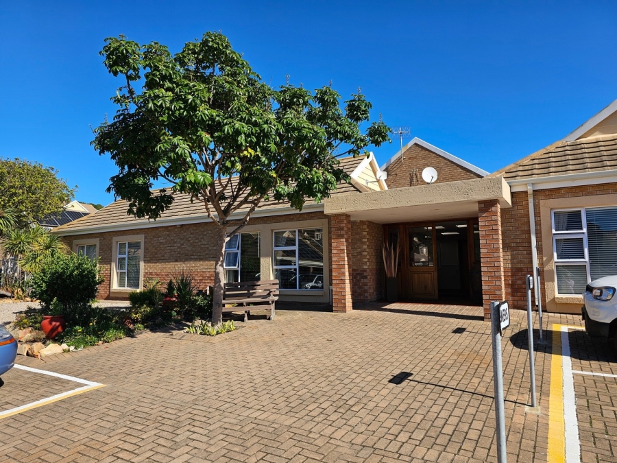 1 Bedroom Property for Sale in Groenkloof Retirement Village Western Cape
